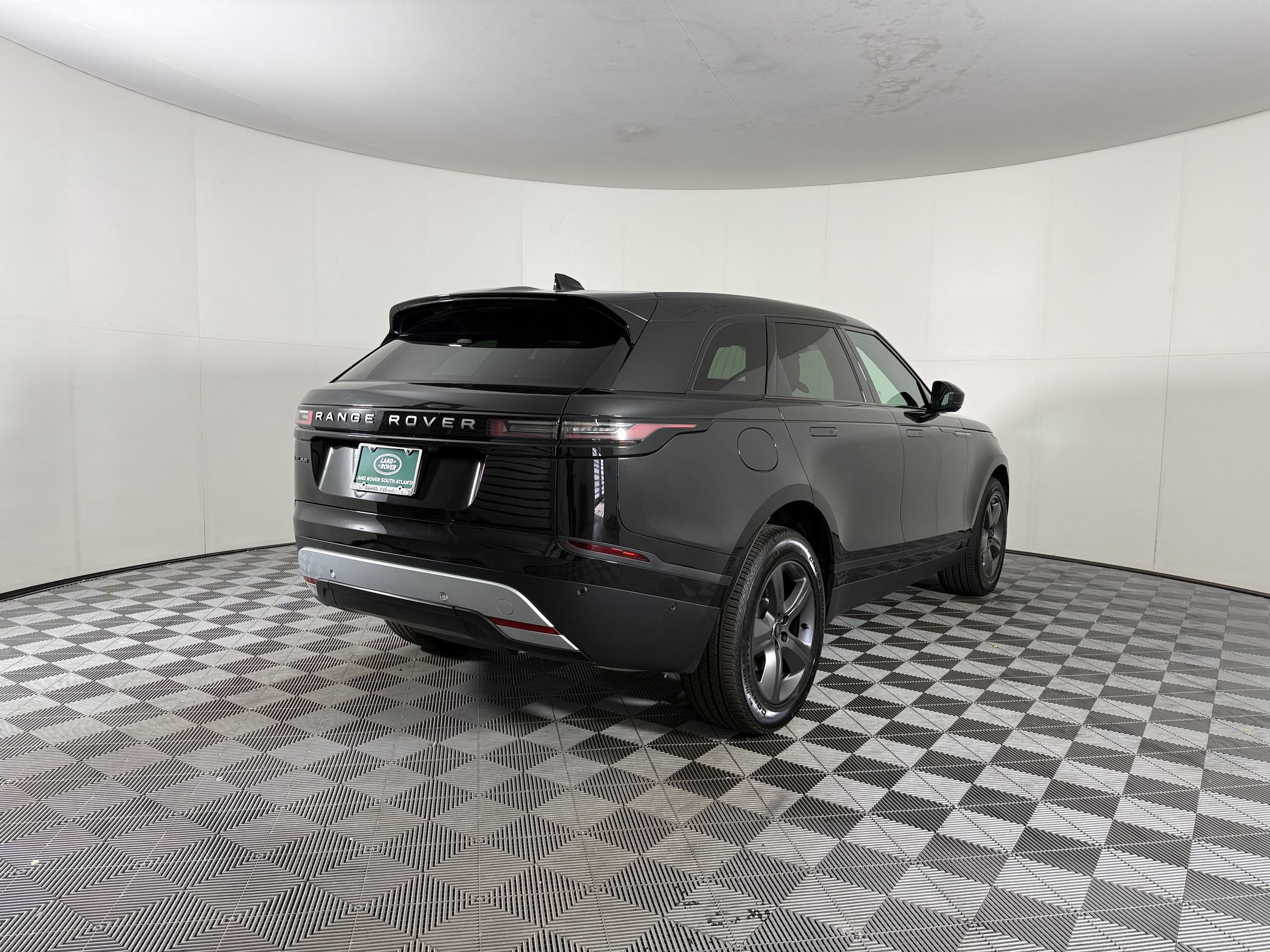 New 2026 Land Rover Range Rover Velar S AWD/4WD image 9