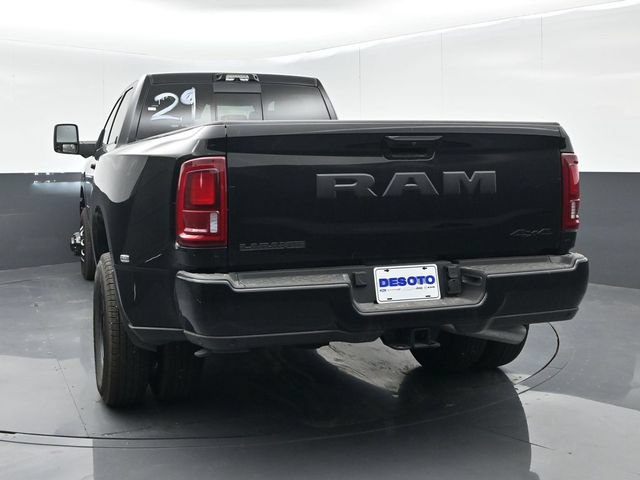 New 2026 RAM 3500 Laramie AWD/4WD image 7