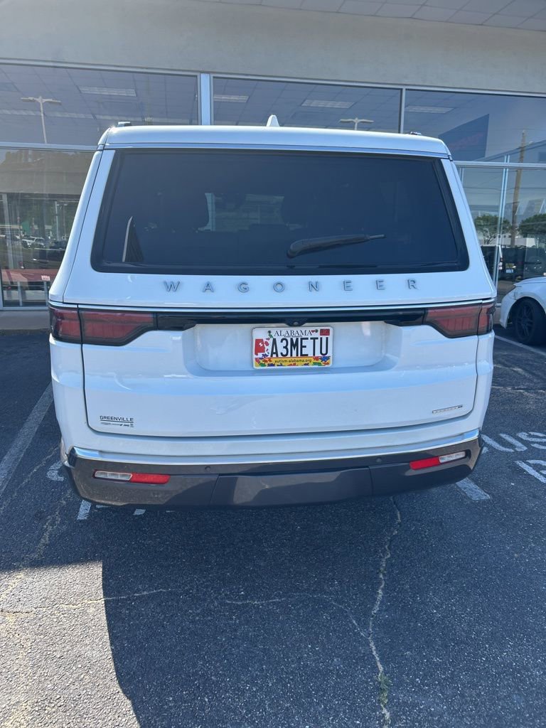 Used 2022 Jeep Wagoneer Series III w/ Premium Group I image 5