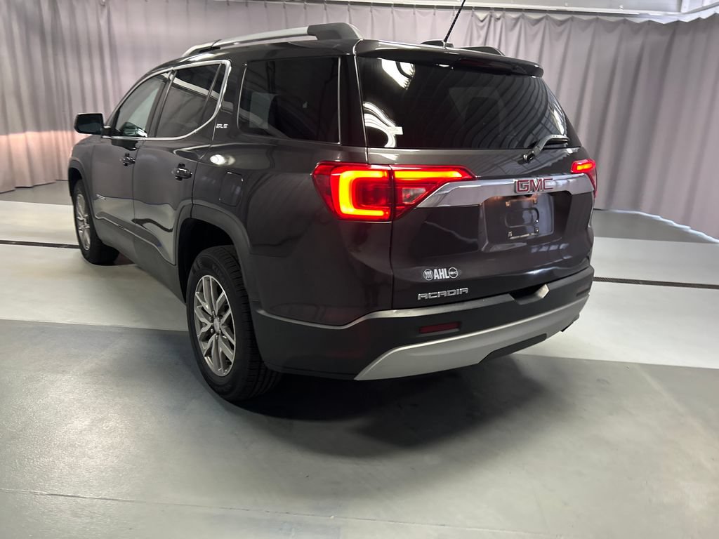 Used 2017 GMC Acadia SLE FWD image 5