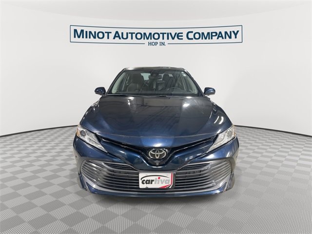 Used 2019 Toyota Camry XLE image 3