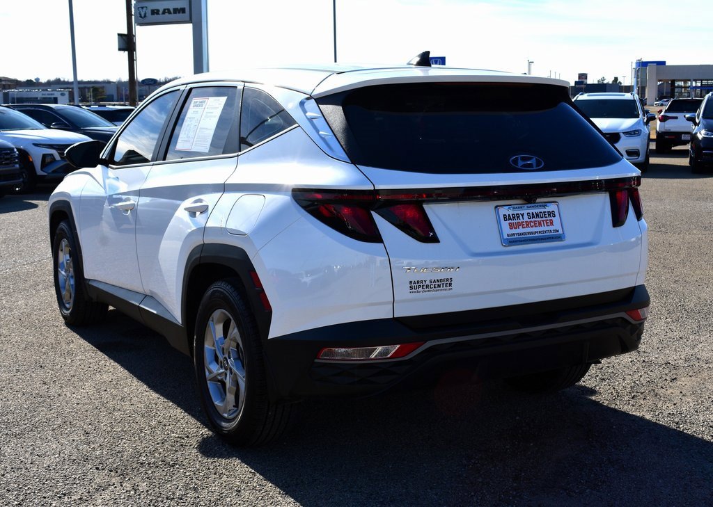 Used 2024 Hyundai Tucson SE image 4