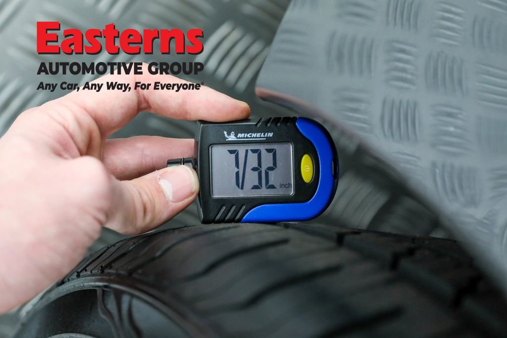 Used 2021 Chevrolet Camaro LT image 25