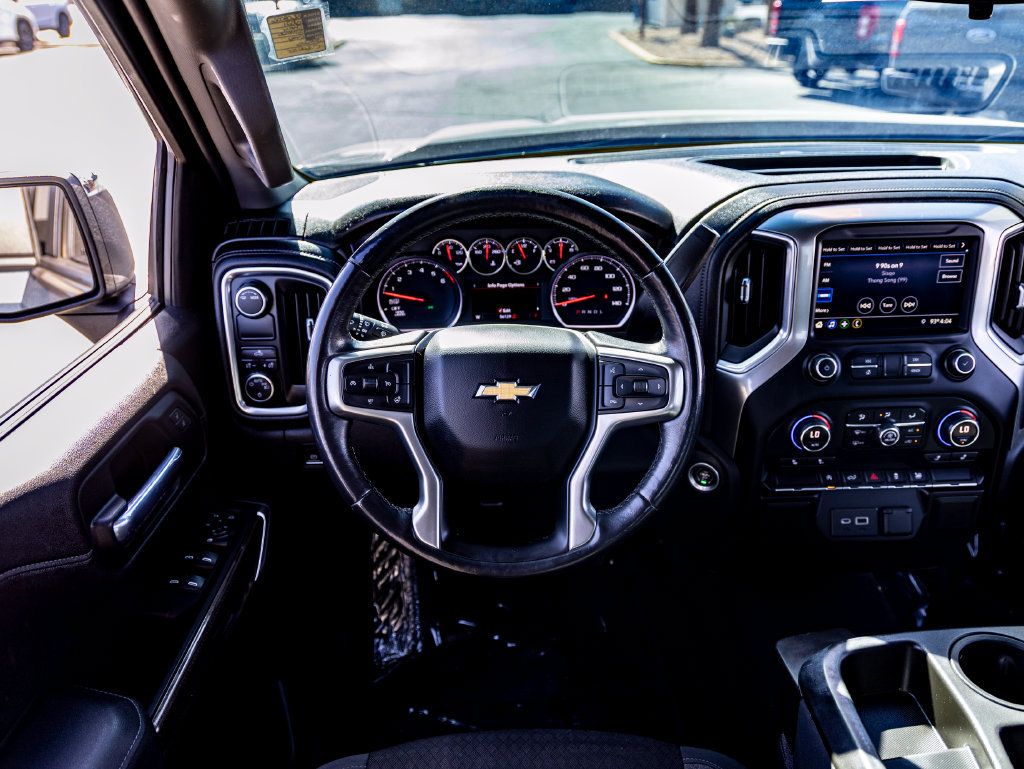 Used 2021 Chevrolet Silverado 1500 LT RWD image 22