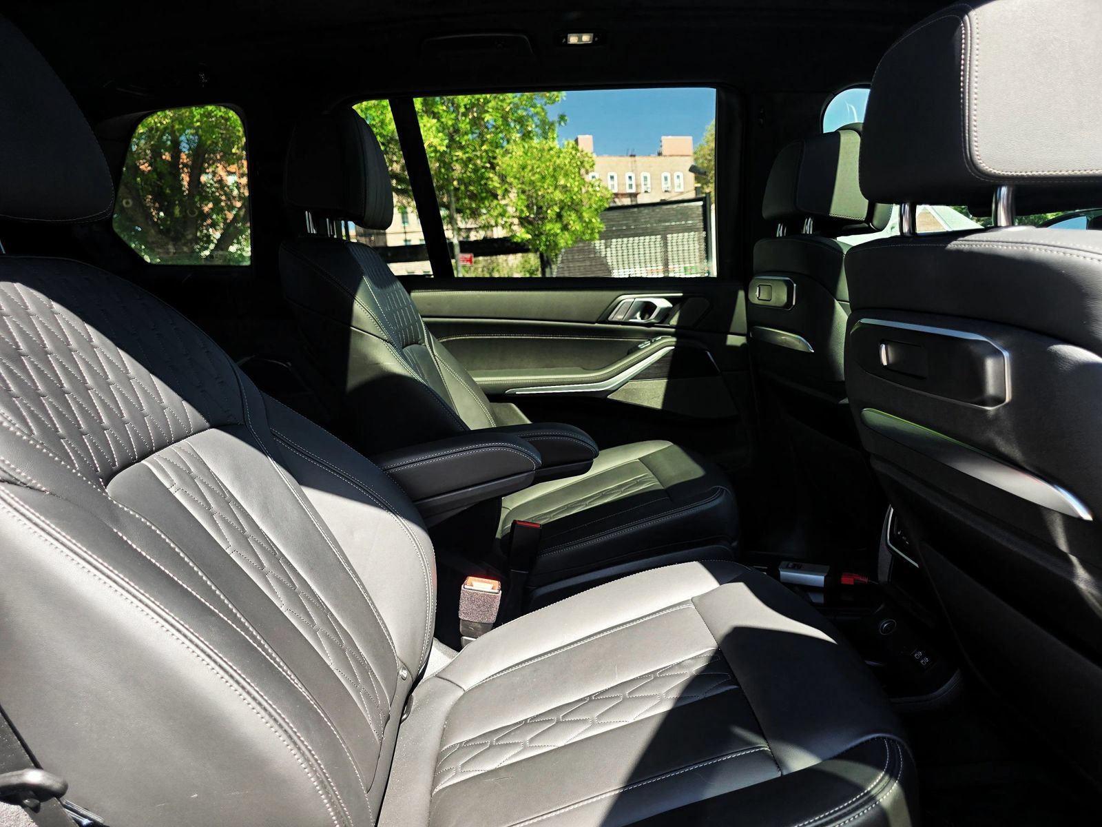 Used 2024 BMW X7 M60i w/ Executive Package AWD/4WD image 50
