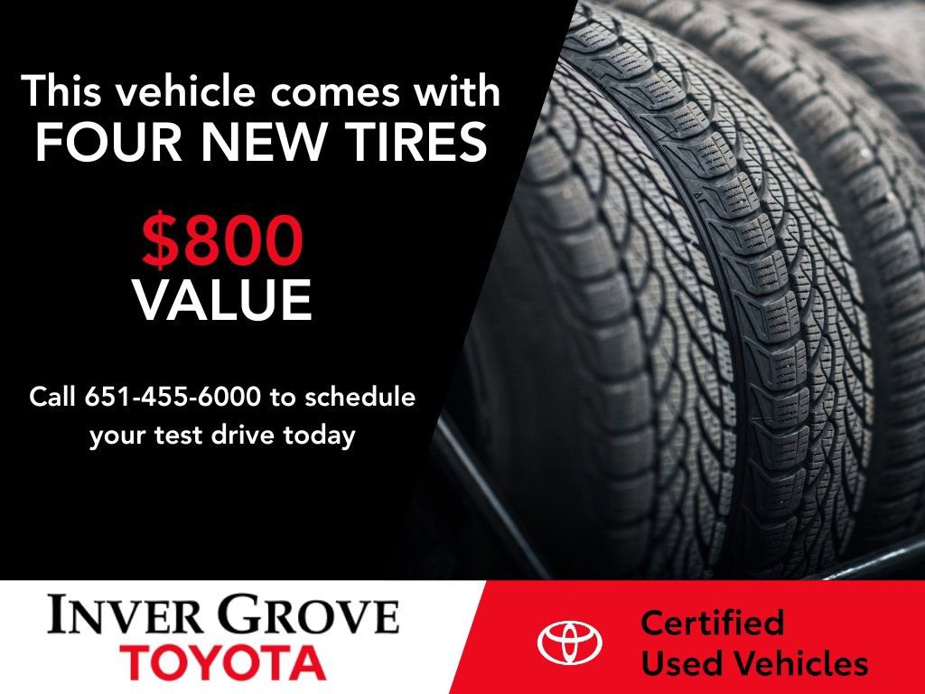 Certified 2020 Toyota Land Cruiser image 3