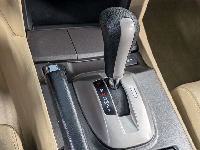 Used 2012 Honda Accord EX-L image 18