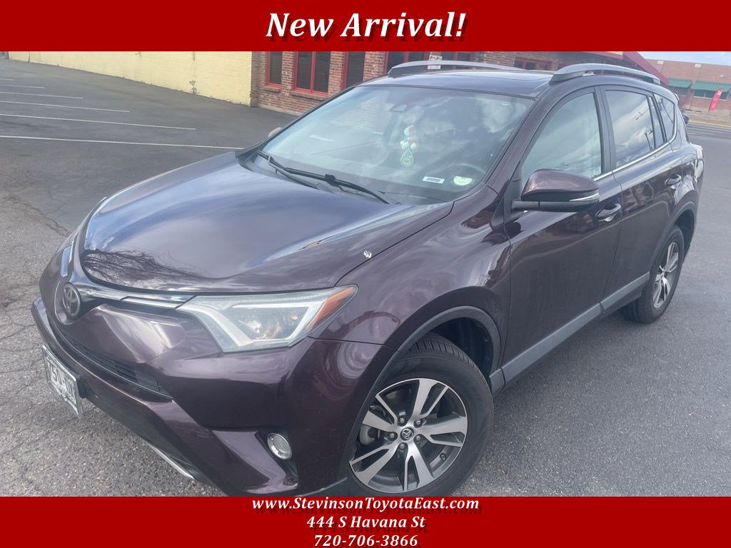 Used 2017 Toyota RAV4 XLE image 1