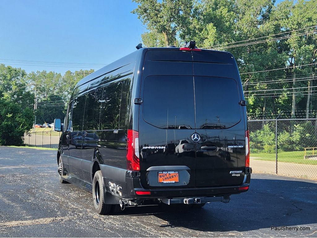 Used 2024 Mercedes-Benz Sprinter 3500 image 12