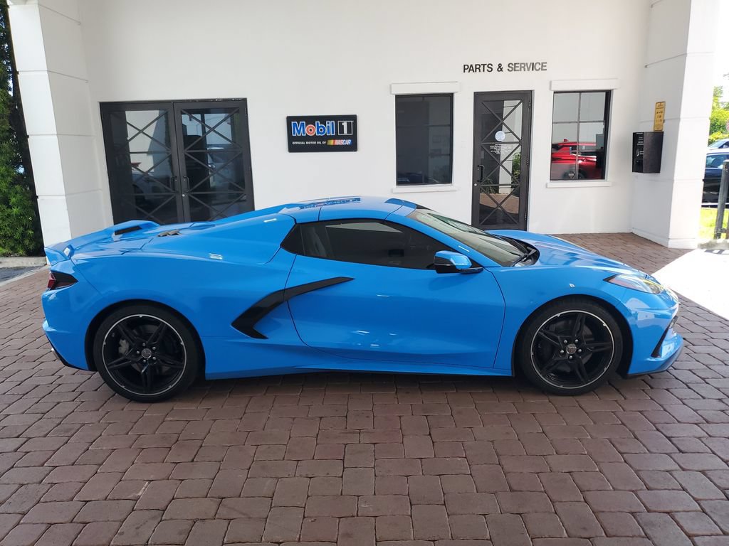 Used 2022 Chevrolet Corvette Stingray Premium Conv w/ Z51 Performance Package RWD image 7