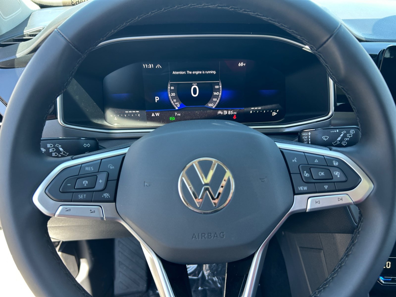 New 2026 Volkswagen Taos SE AWD/4WD image 9