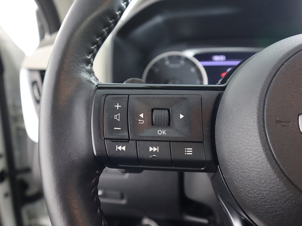 Used 2023 Nissan Rogue SL w/ SL Premium Package image 44