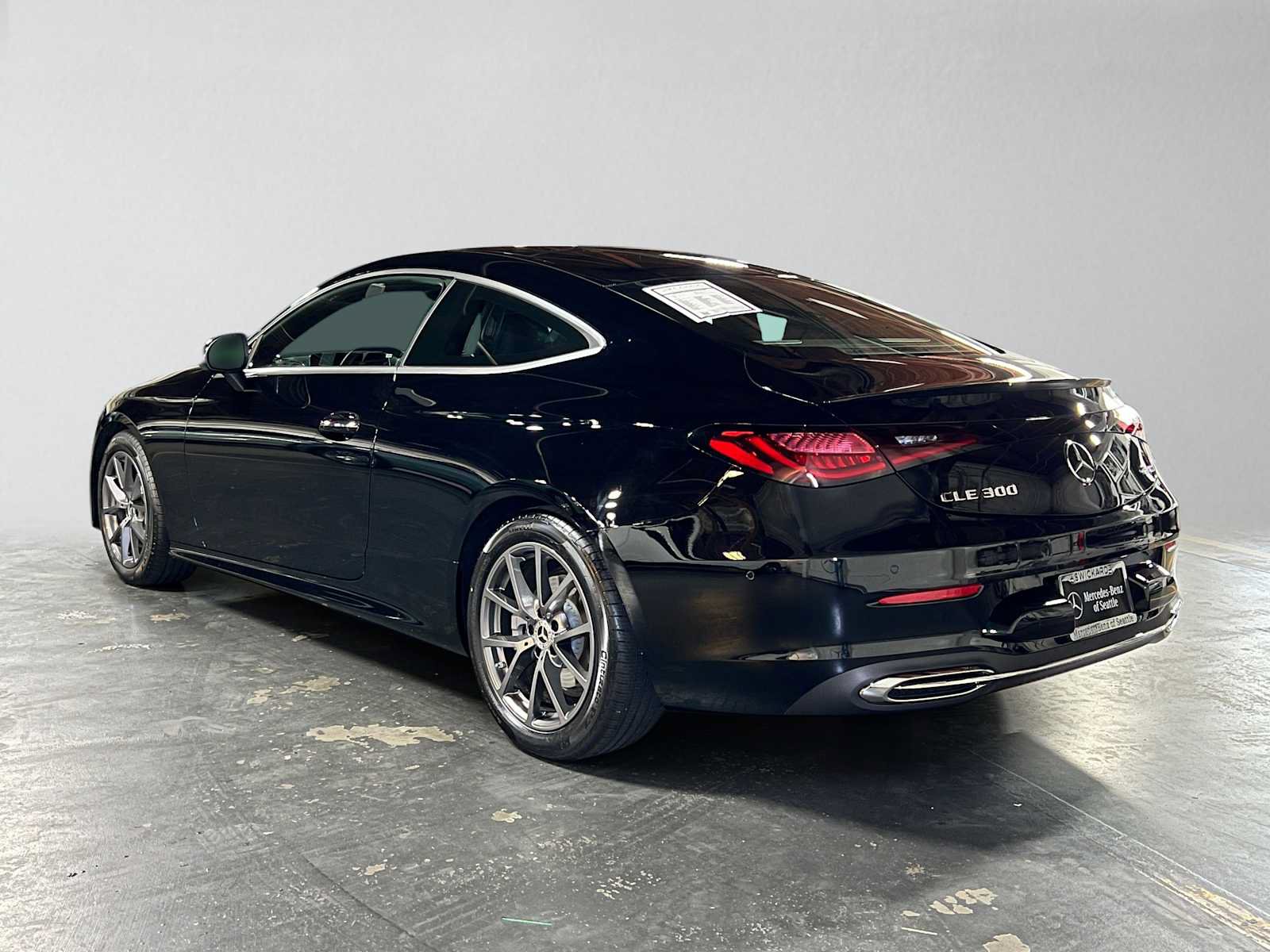 Used 2026 Mercedes-Benz CLE 300 4MATIC Coupe image 5