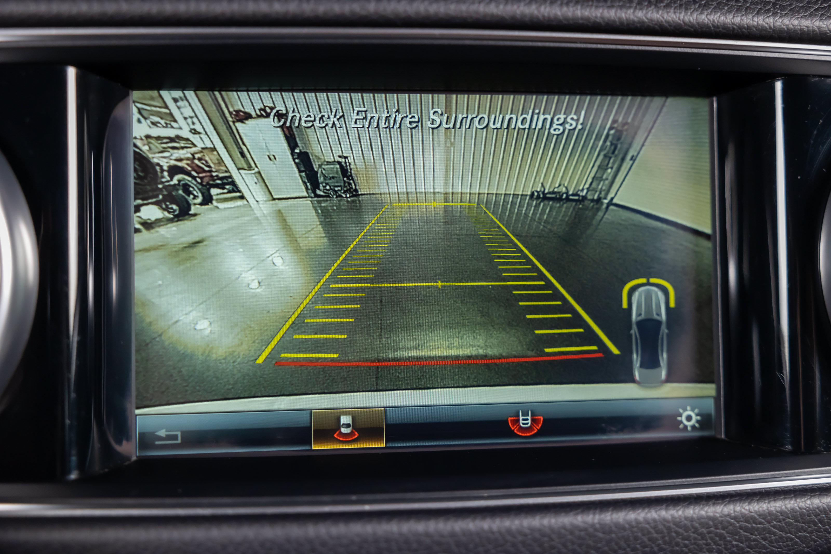 Used 2020 Mercedes-Benz SL 550 image 9