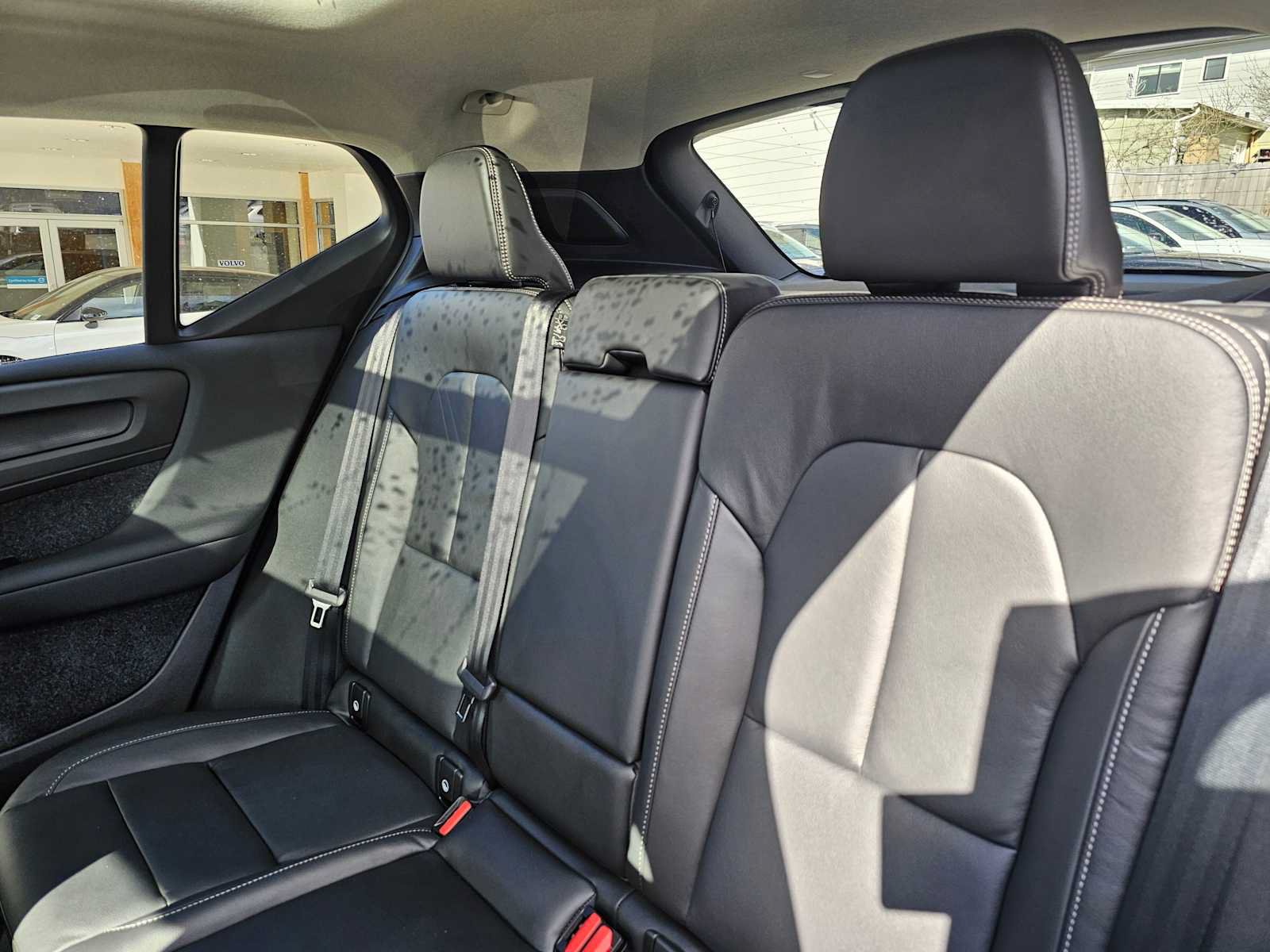 New 2026 Volvo XC40 B5 Core w/ Climate Package AWD/4WD image 20