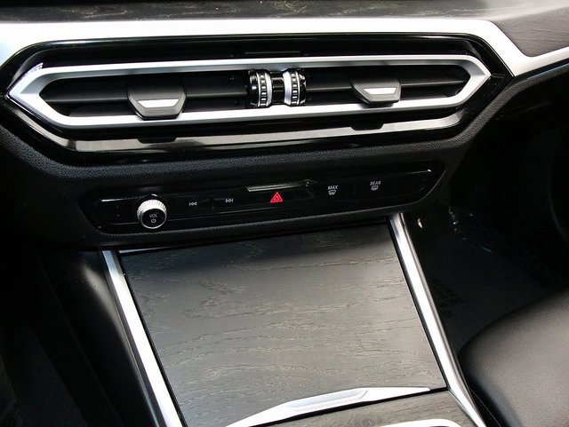 Used 2023 BMW 330i xDrive Sedan image 20