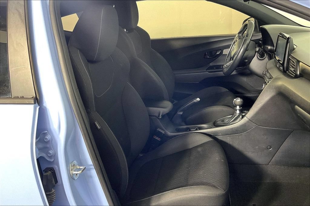 Used 2020 Hyundai Veloster N w/ Performance Package FWD image 9