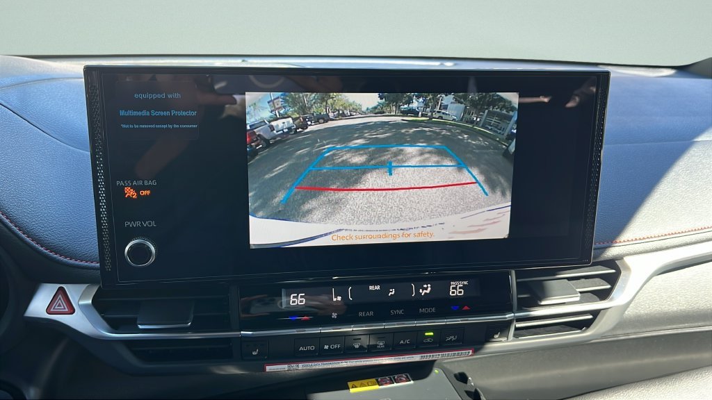 New 2026 Toyota Sienna XSE FWD image 17