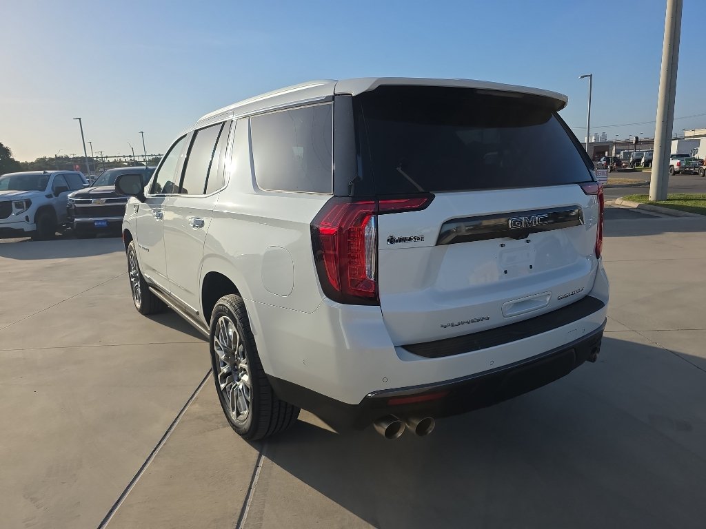 Certified 2023 GMC Yukon Denali Ultimate AWD/4WD image 18