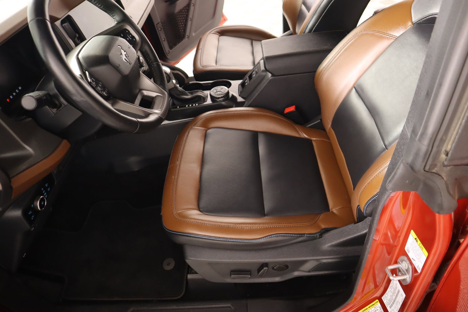 Used 2024 Ford Bronco Outer Banks image 12