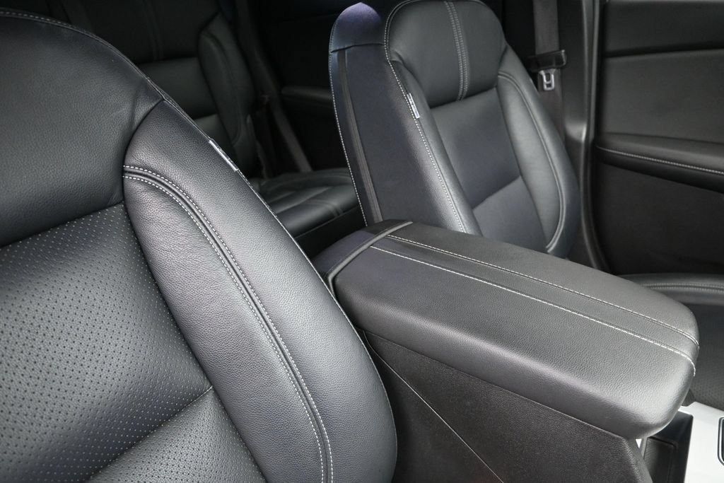 Used 2023 Chevrolet Blazer LT w/ Midnight/Sport Edition FWD image 26