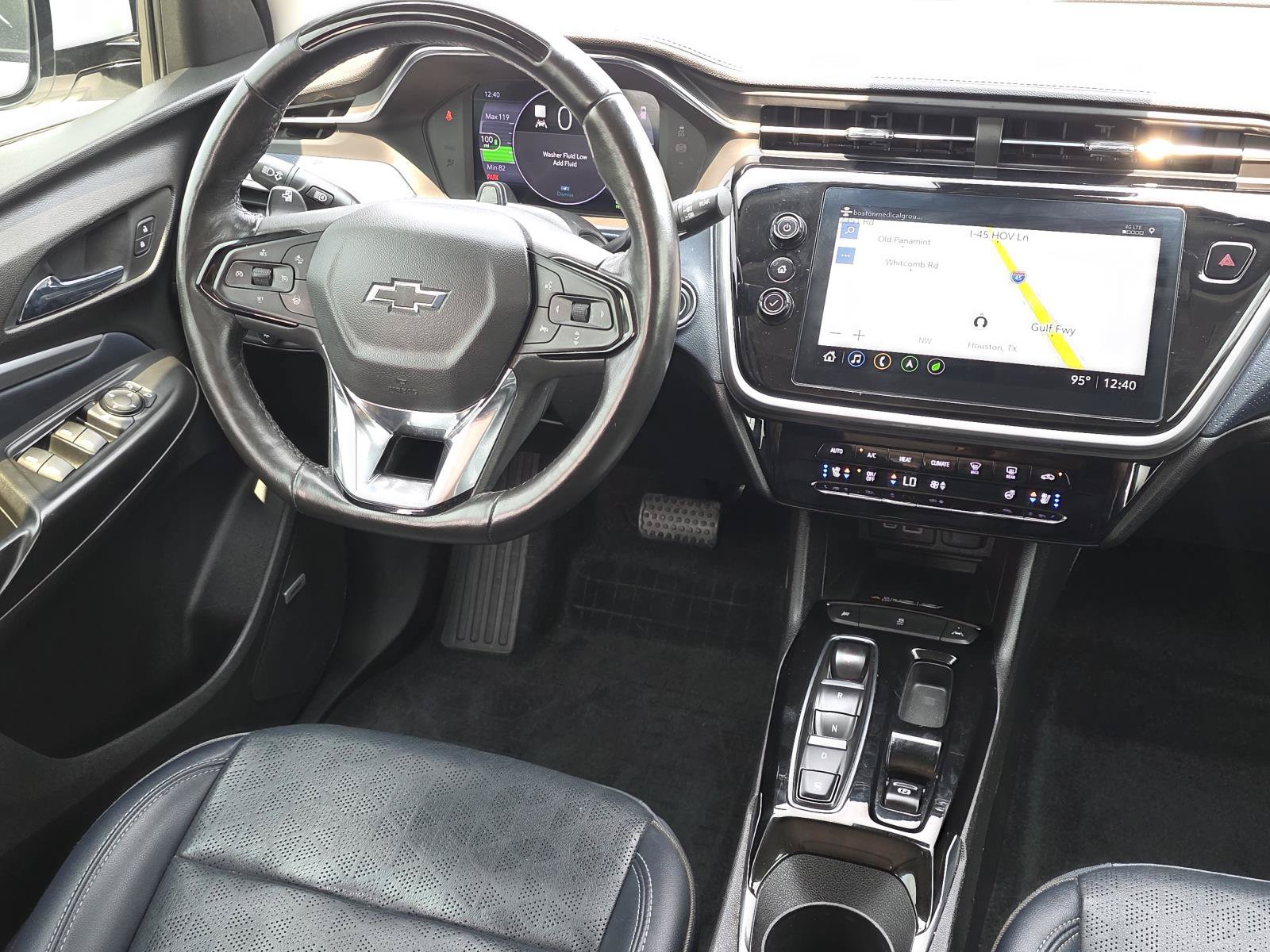 Used 2023 Chevrolet Bolt EUV Premier w/ Sun & Sound Package FWD image 9