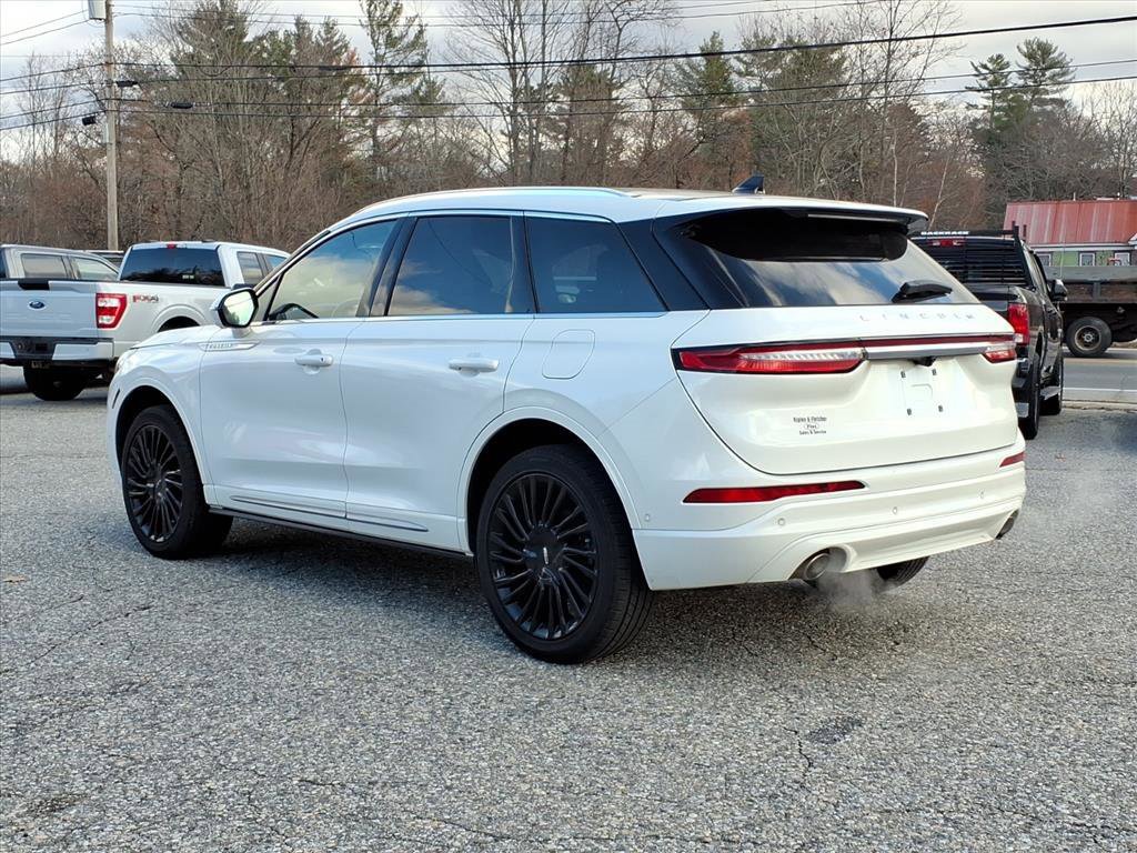 Used 2022 Lincoln Corsair Reserve w/ Equipment Group 201A image 7