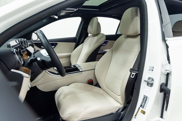 Used 2024 Mercedes-Benz C 300 4MATIC Sedan image 25