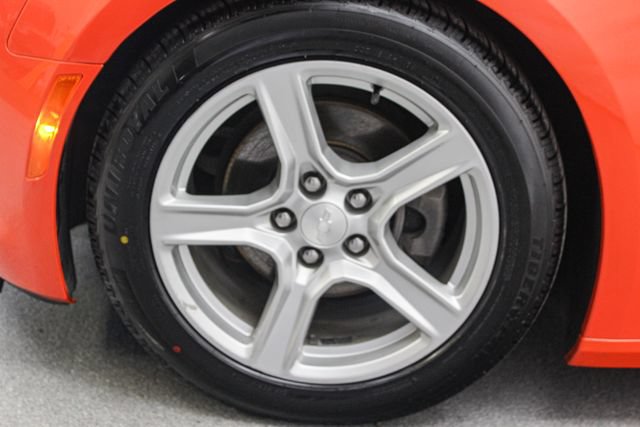 Certified 2019 Chevrolet Camaro LT RWD image 11