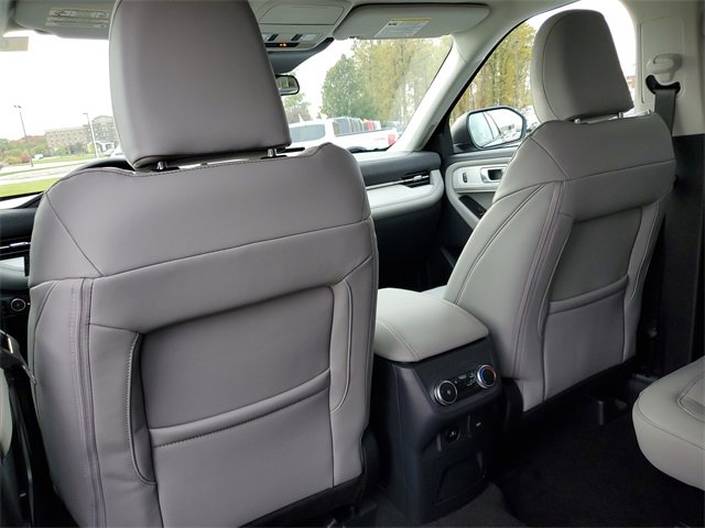 New 2026 Ford Explorer Active w/ Active Comfort Package image 31