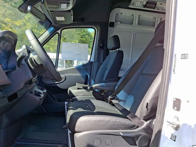 Used 2025 Mercedes-Benz Sprinter 2500 image 14