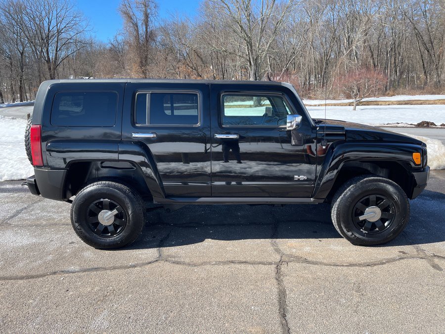Used 2008 HUMMER H3 Luxury w/ Chrome Appearance Package image 5