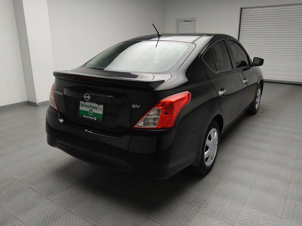 Used 2019 Nissan Versa SV FWD image 9