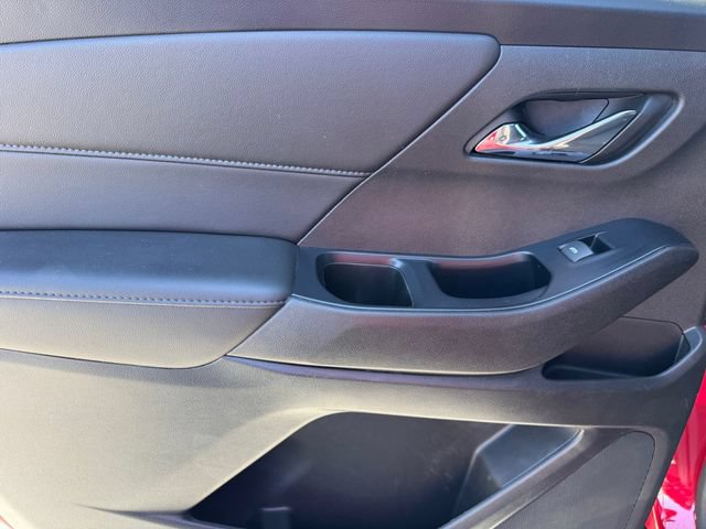 Certified 2023 Chevrolet Traverse LT FWD image 10