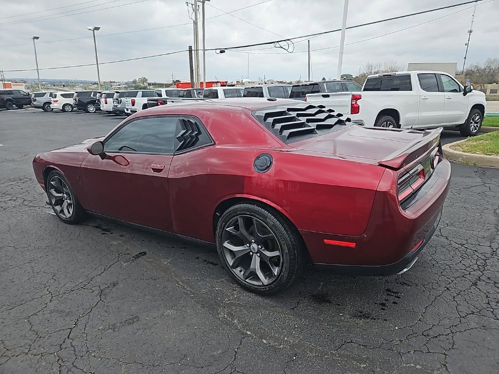 Used 2019 Dodge Challenger R/T image 10