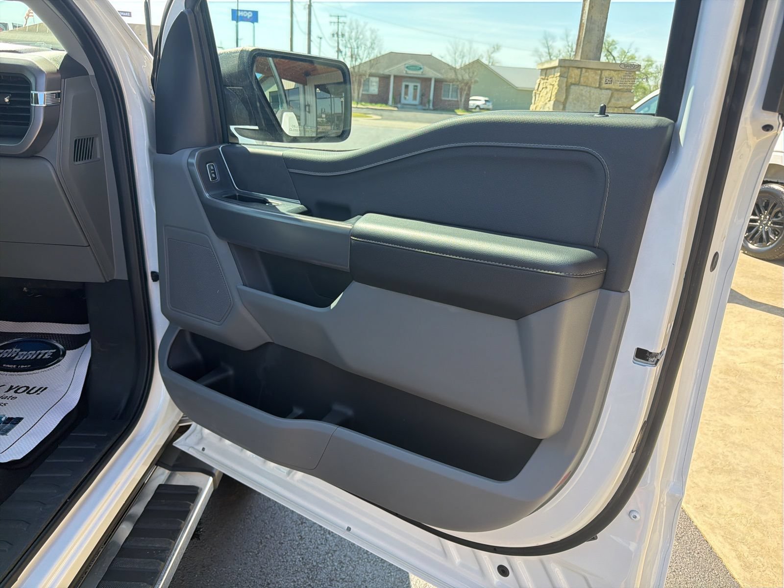 Used 2025 Ford F150 XLT w/ Equipment Group 301A Standard AWD/4WD image 6