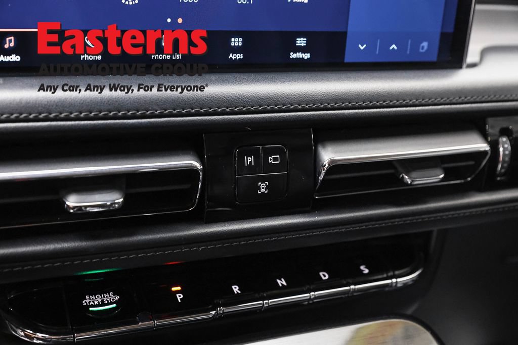 Used 2022 Lincoln Nautilus FWD image 21