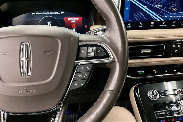 Used 2022 Lincoln Nautilus Reserve image 27