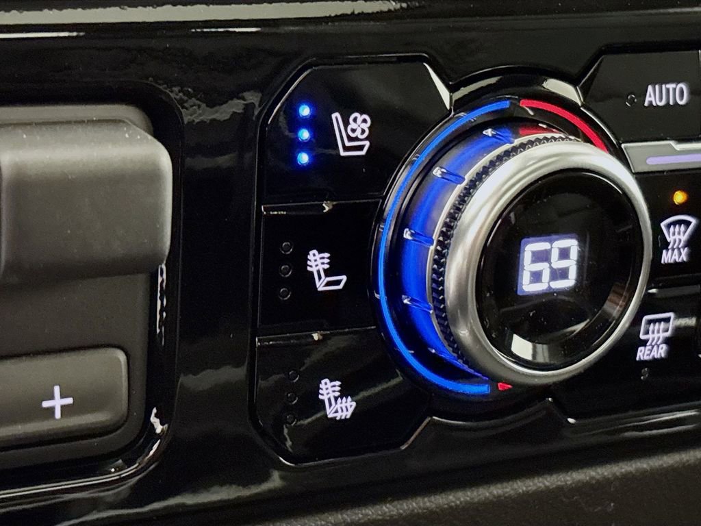 New 2025 GMC Sierra 3500 SLT w/ SLT Convenience Package image 20