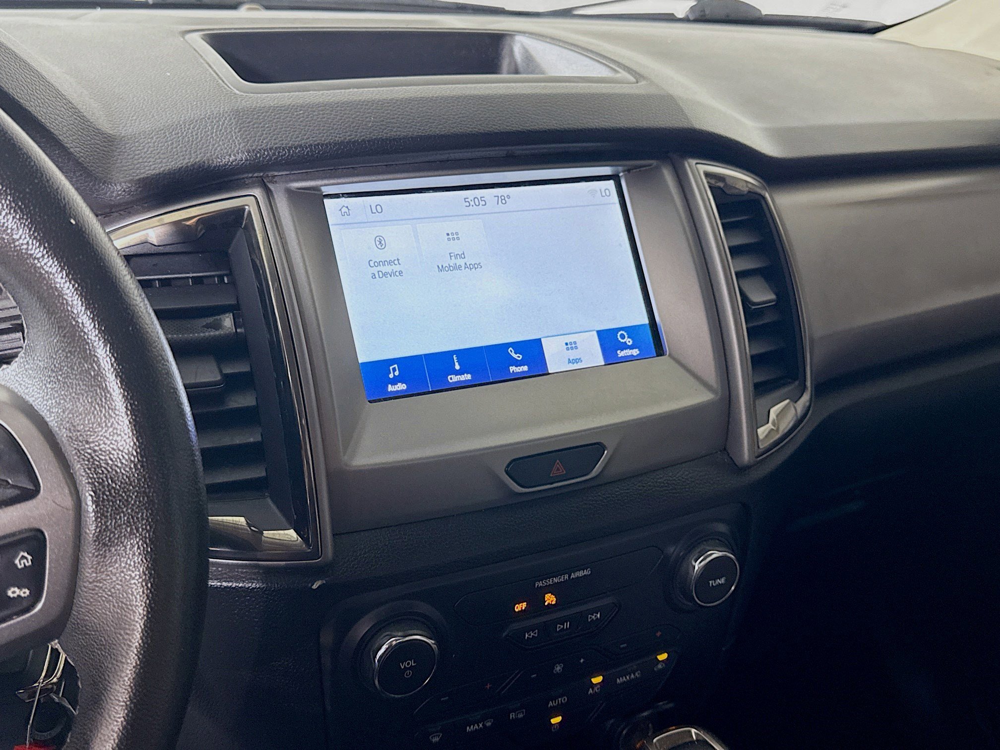 Used 2019 Ford Ranger XLT w/ Equipment Group 301A Mid image 18