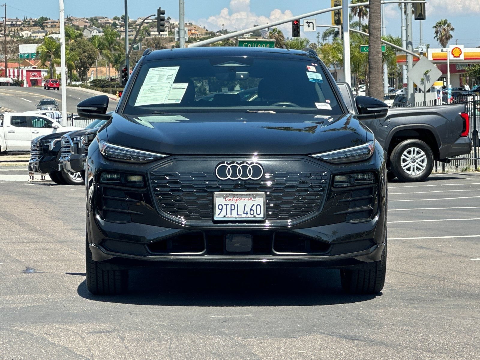 Used 2025 Audi Q6 e-tron Premium Plus w/ Premium Plus AWD/4WD image 7