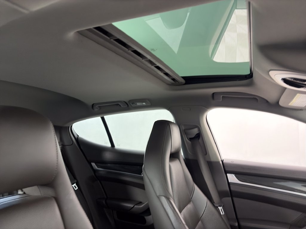 Used 2015 Porsche Panamera image 34