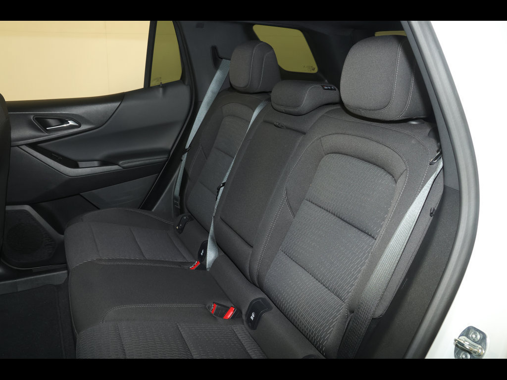 Used 2025 Chevrolet Equinox LT FWD image 25