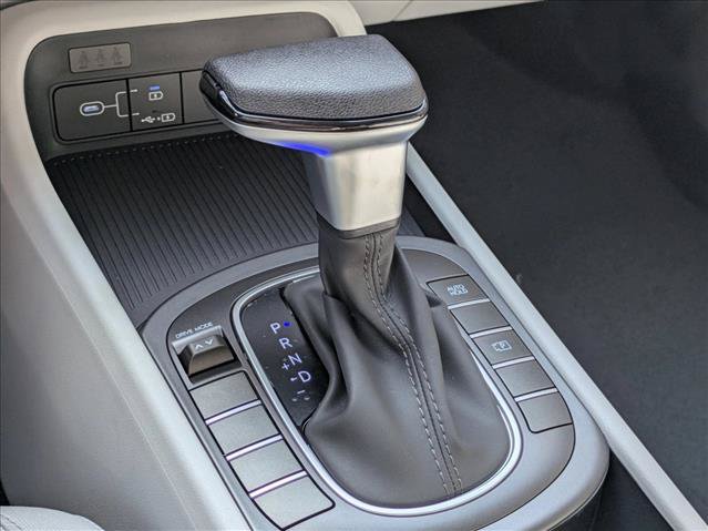 New 2027 Hyundai Kona SE FWD image 16