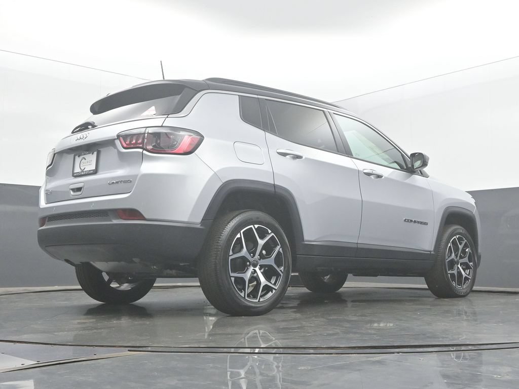 New 2026 Jeep Compass Limited w/ Sun, Sound & Navigation Group AWD/4WD image 49
