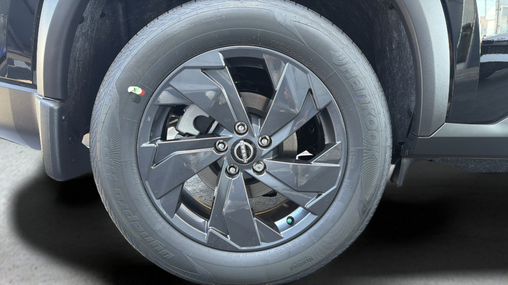 New 2026 Nissan Rogue SV AWD/4WD image 24
