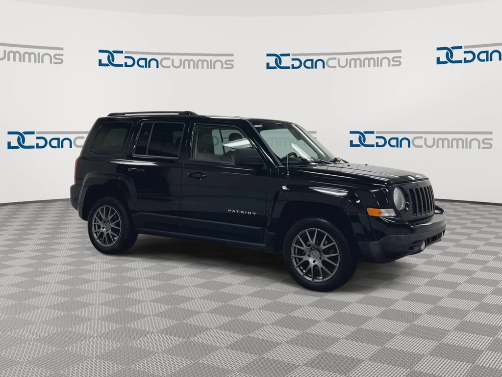 Used 2015 Jeep Patriot High Altitude AWD/4WD image 2