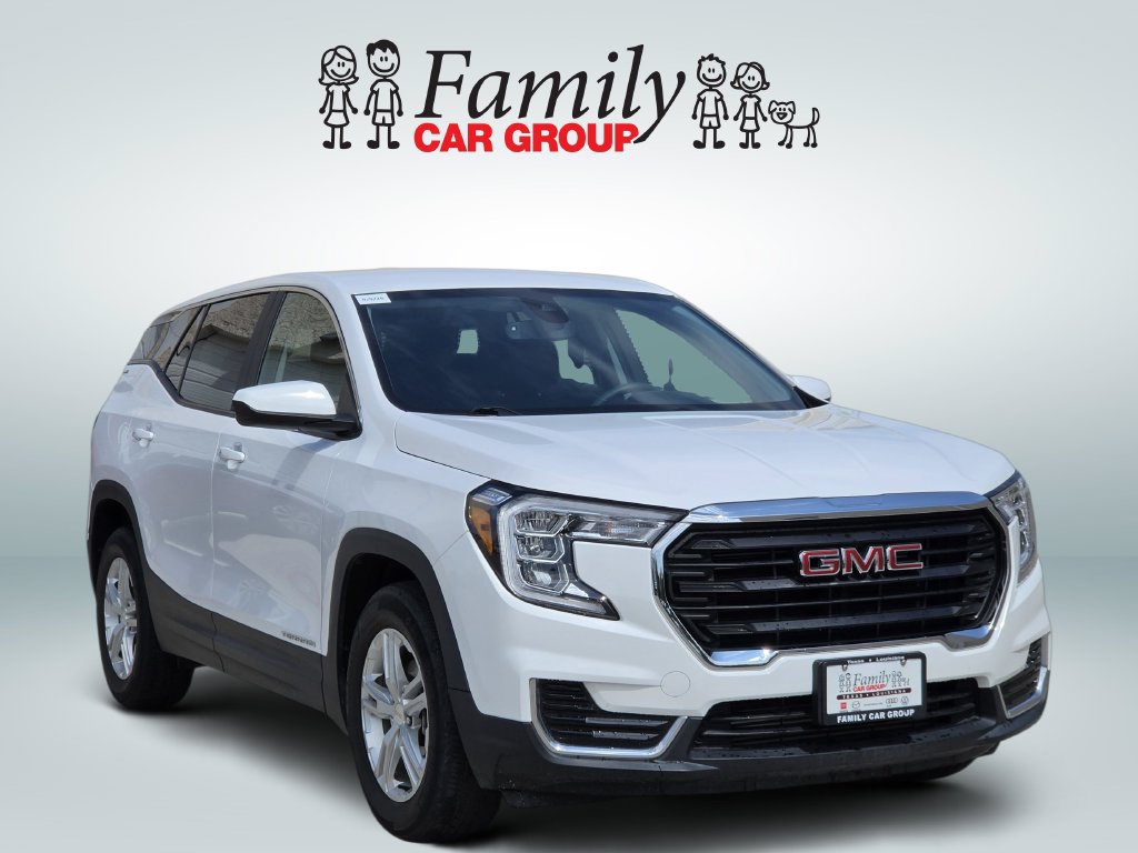 Used 2022 GMC Terrain SLE FWD image 2