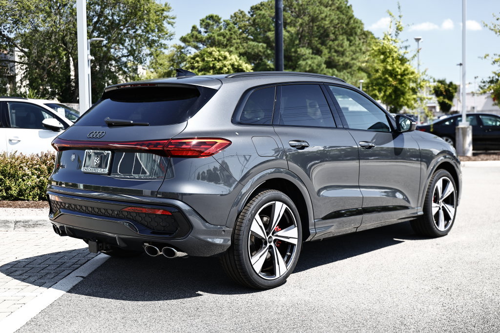 New 2026 Audi SQ5 Premium Plus AWD/4WD image 7