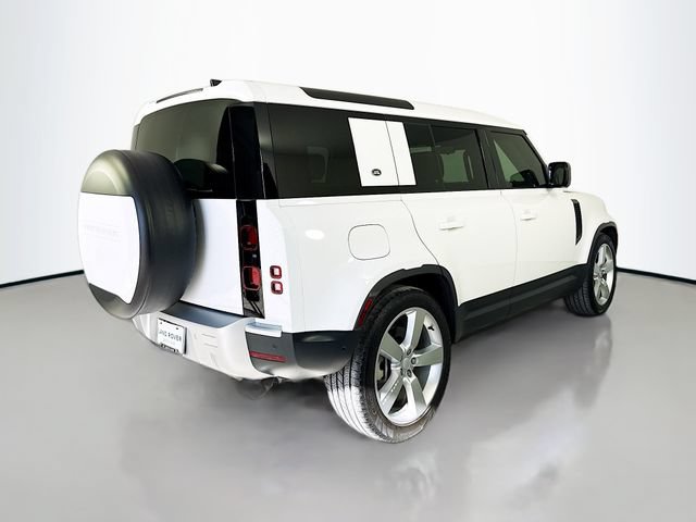Certified 2024 Land Rover Defender 110 SE AWD/4WD image 5